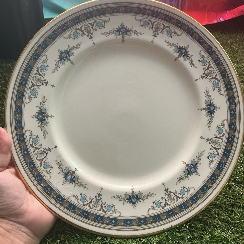 Vintage Minton Grasmere Fine Bone China Dinner Plate 10.5” England 1973